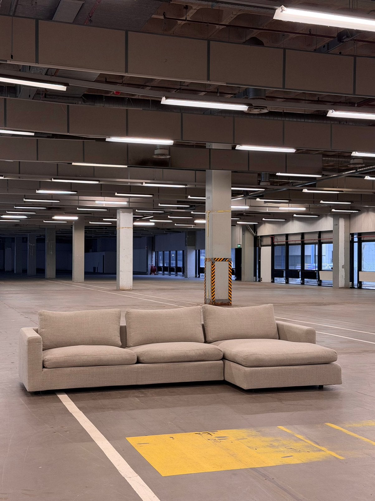 Linteloo Fabio Hoekbank | Shitake | NIEUWSTAAT + Garantie, 300 cm of meer, Ophalen of Verzenden, Zo goed als nieuw, Bank Hoekbank Bankstel Bankje Loungebank Banken Chaise Lounge