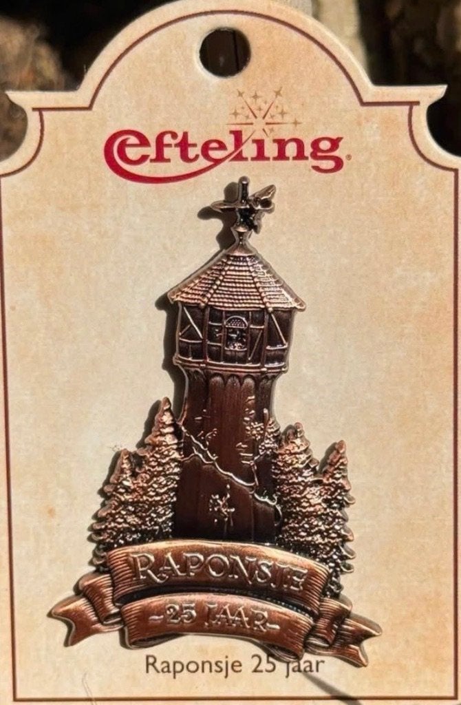 Efteling Pin, 25 jaar Raponsje Jubileum, Nieuw Op Kaartje, Verzamelen, Speldjes, Pins en Buttons, Ophalen of Verzenden, Nieuw