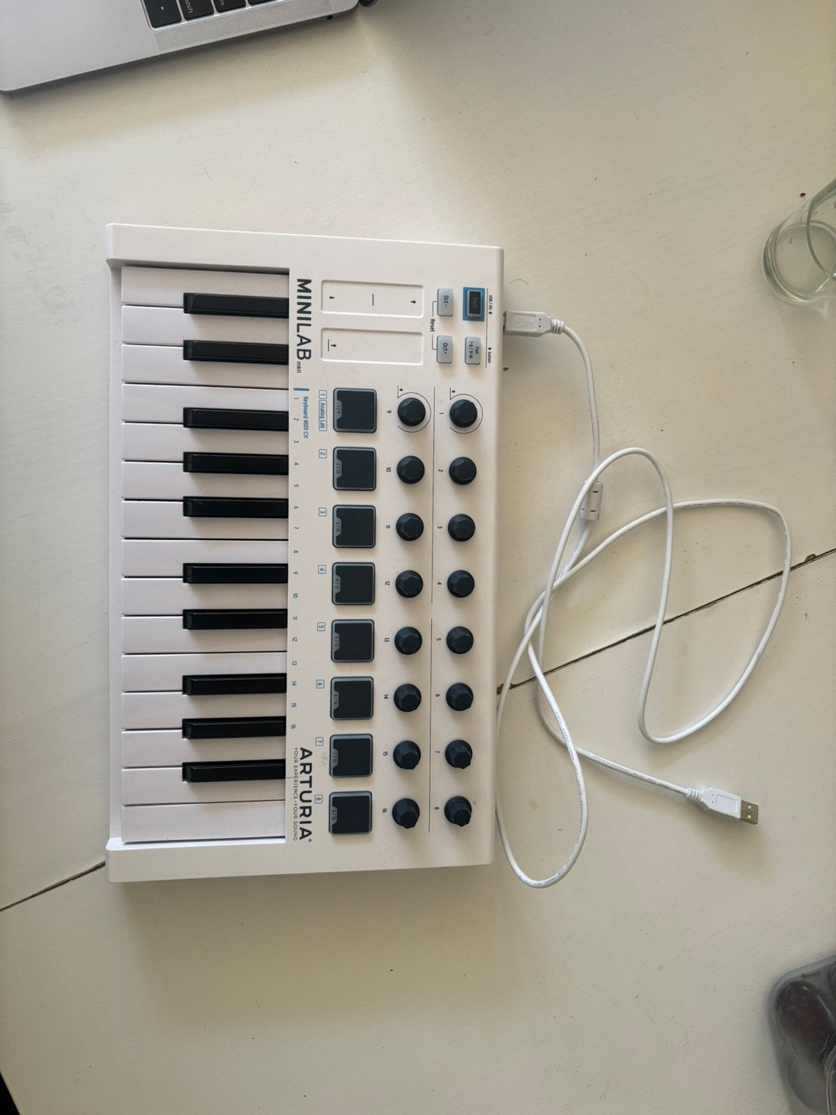 Arturia MiniLab MkII - MIDI keyboard, Muziek en Instrumenten, Midi-apparatuur, Ophalen of Verzenden, Zo goed als nieuw