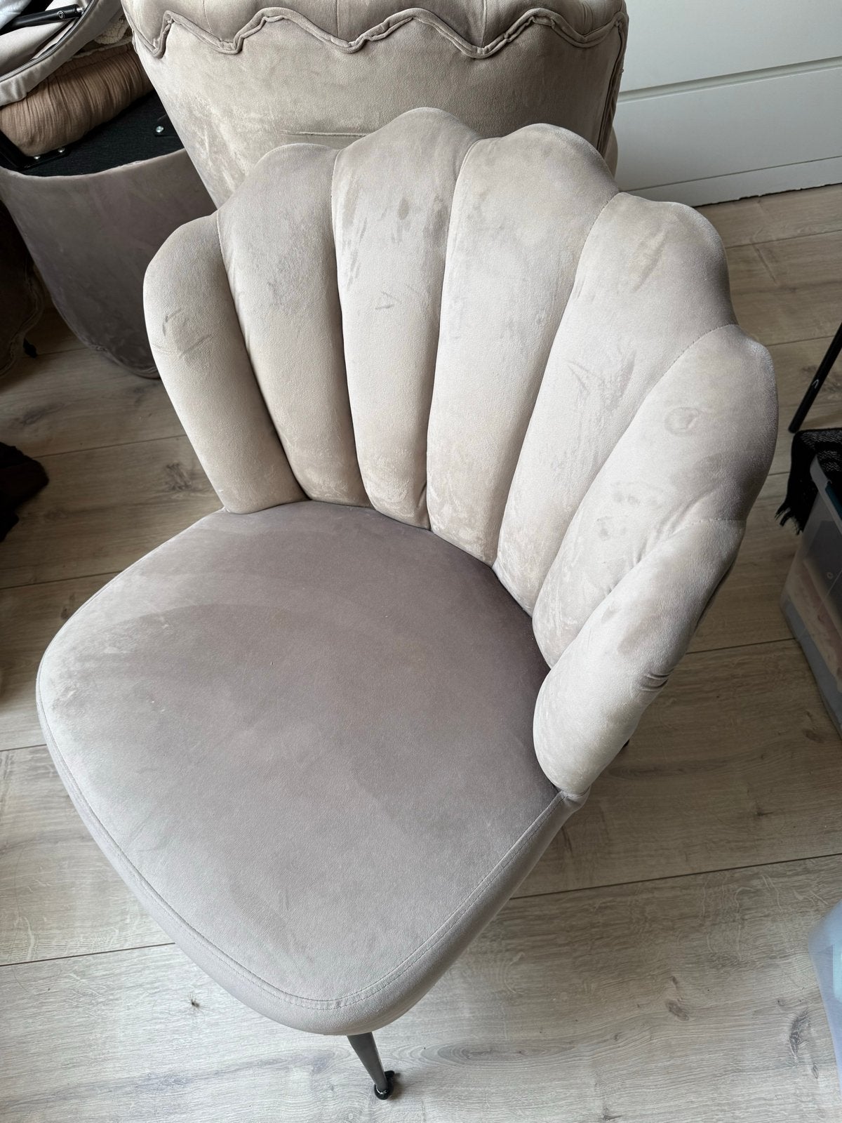 4 fluwelen stoelen - schelp design, Ophalen, Gebruikt, Overige kleuren, Eén