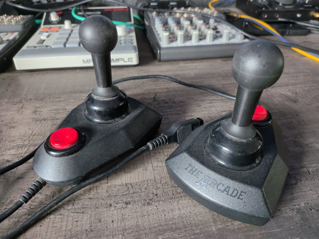 The Arcade Commodore 64 Atari Controller Joystick, Ophalen of Verzenden