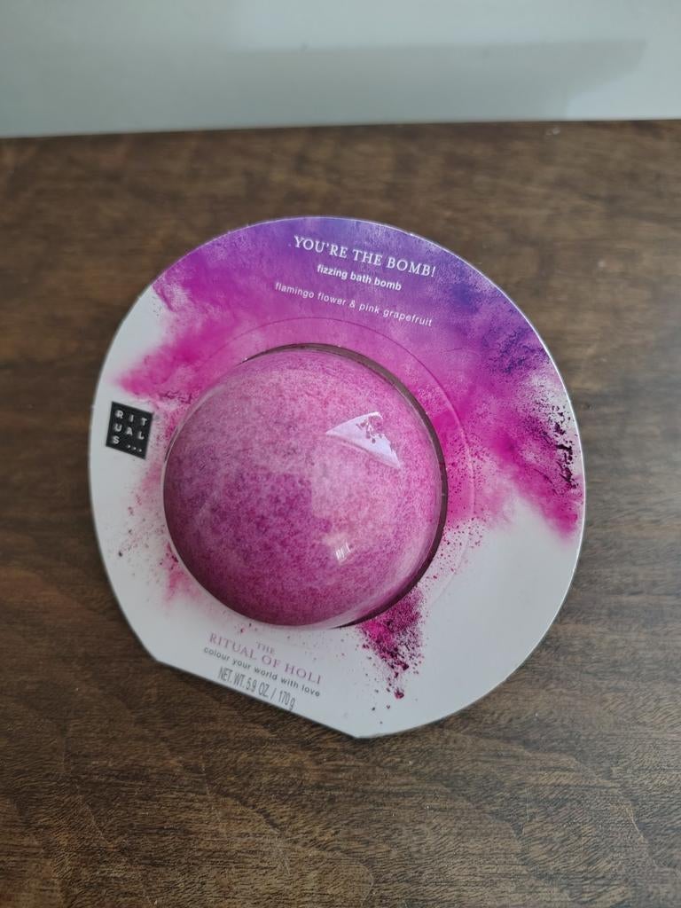 Rituals Holi fizzling bath bomb, nieuw. Discontinued, Sieraden, Tassen en Uiterlijk, Uiterlijk | Lichaamsverzorging, Ophalen of Verzenden