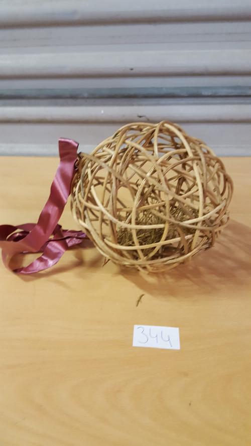 344 ] kerstbol riet, Ophalen of Verzenden, 'T Olde Gre-j, Info@toldegrej.nl, Endepoelstraat 20f Didam