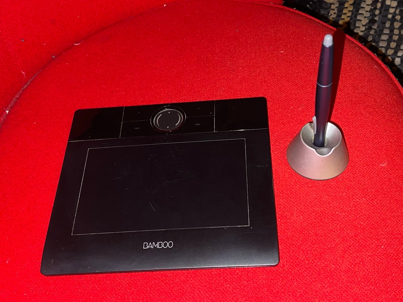 Wacom Bamboo MTE-450 tekentablet met pen en houder, Computers en Software, Ophalen, Multi-touch, Gebruikt, Bedraad