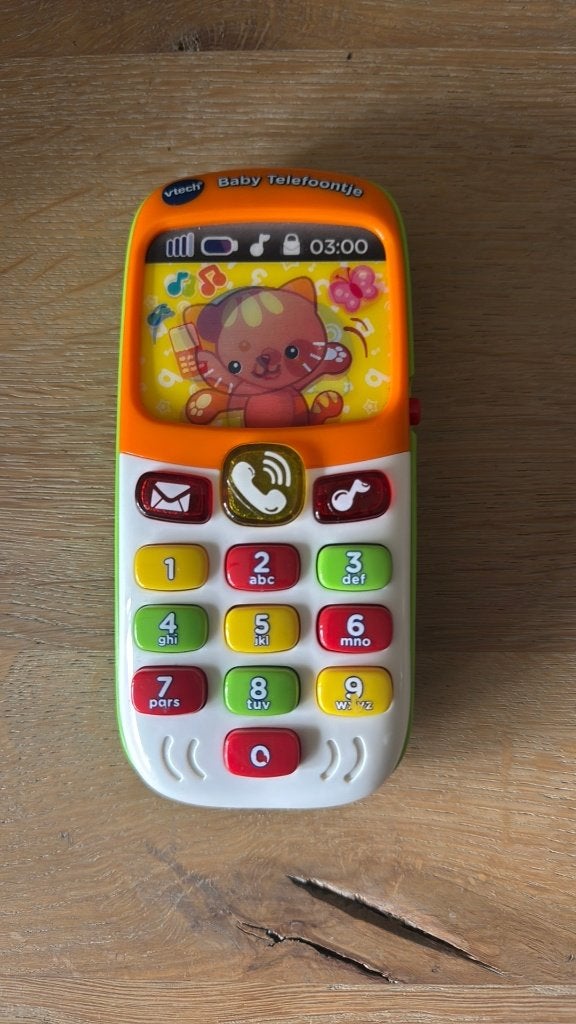 Vtech baby telefoontje met licht en geluid, Ophalen of Verzenden, Zo goed als nieuw, 6 maanden tot 2 jaar