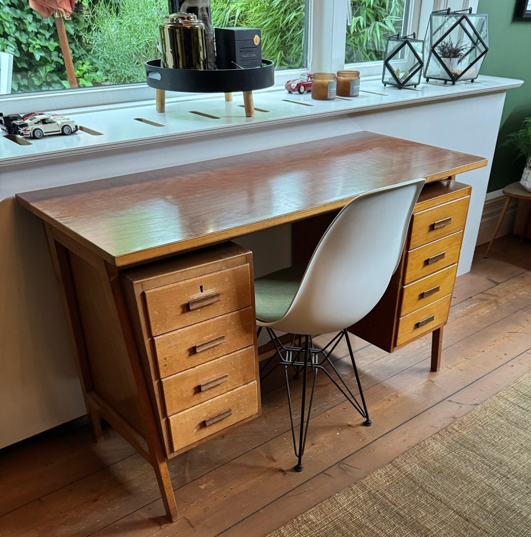 Vintage houten bureau met lades - 120x50x75 cm, Huis en Inrichting, Bureaus, Ophalen, Overige typen, Gebruikt, Vintage