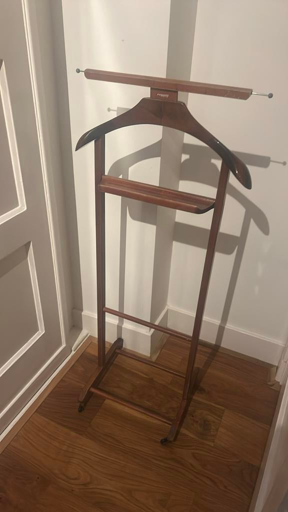 Reguitti Valet Stand/dressboy - Vintage Houten Kledingrek, Ophalen, Gebruikt, 100 tot 150 cm, Staande kapstok
