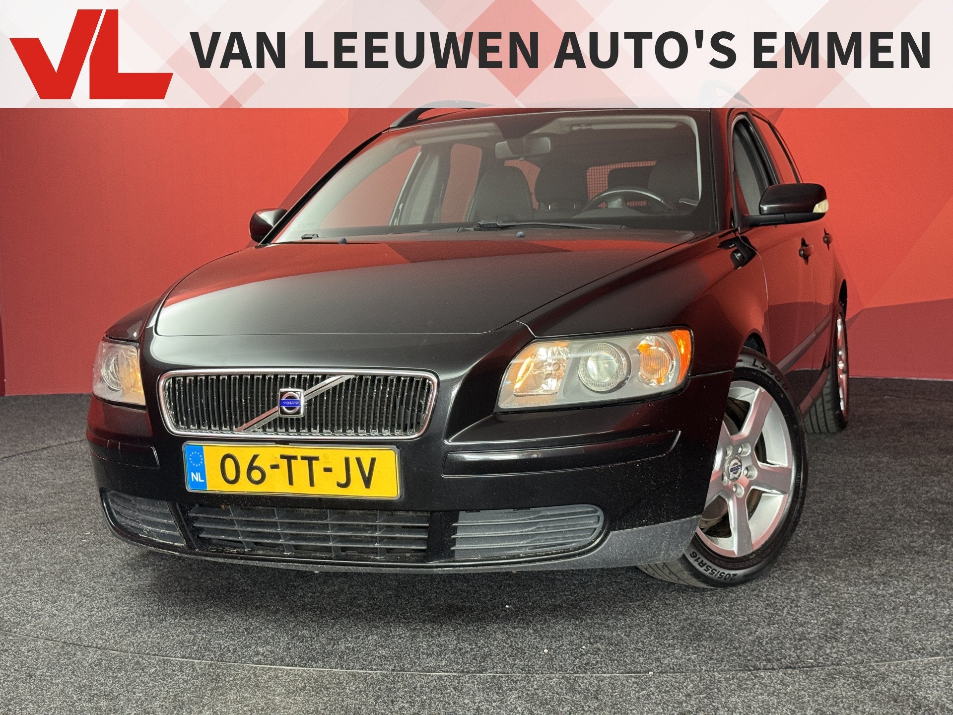 Volvo V50 1.8 Edition I | Clima | Apk 08-04-2027 (bj 2006), Auto's, Voorwielaandrijving, Zwart, 4 cilinders, Leder en Stof