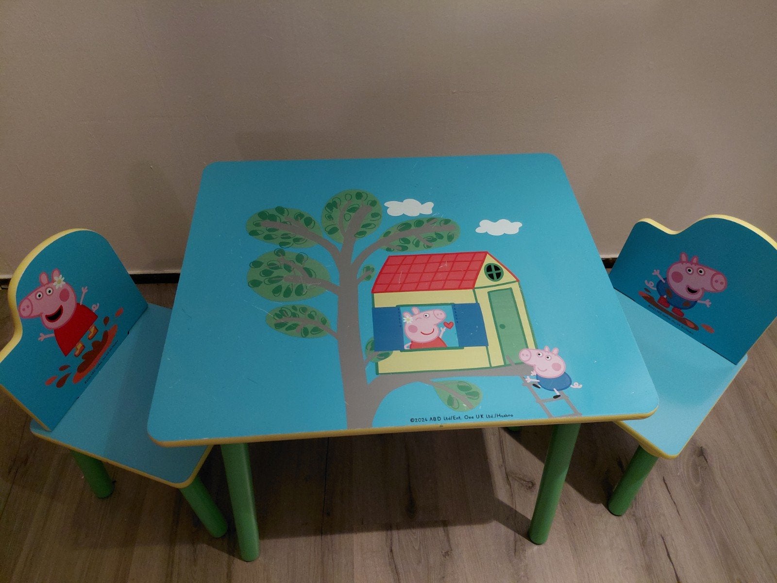 Peppa Pig kinder tafel met 2 stoeltjes, Ophalen, Gebruikt, Tafel(s) en Stoel(en)