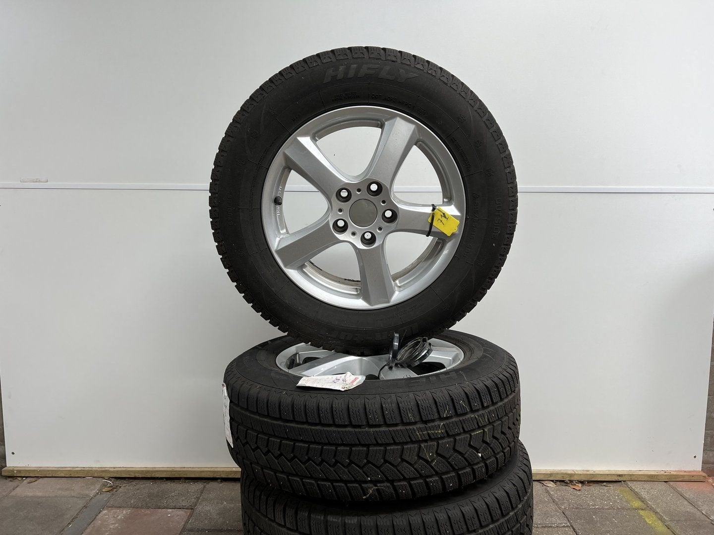 Mitsubishi ASX winterwielen 215/65 R16, Auto-onderdelen, Ophalen, -, Banden en Velgen, Winterbanden