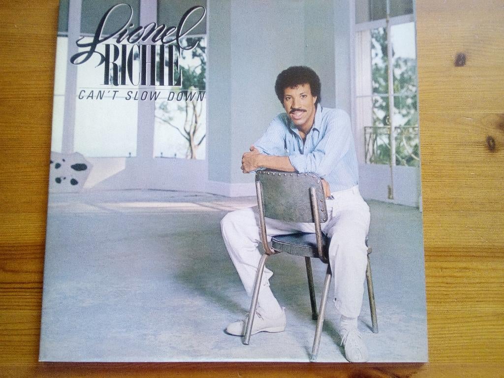 Lionel richie : can´t slow down (1983) vinyl met songtekst, Cd's en Dvd's, Vinyl | Pop, Ophalen of Verzenden, Zo goed als nieuw
