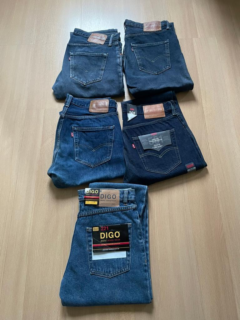 Levi 501 spijkerbroeken W32L30 en Digo werkbroek W30L32, Ophalen, Blauw, Overige jeansmaten
