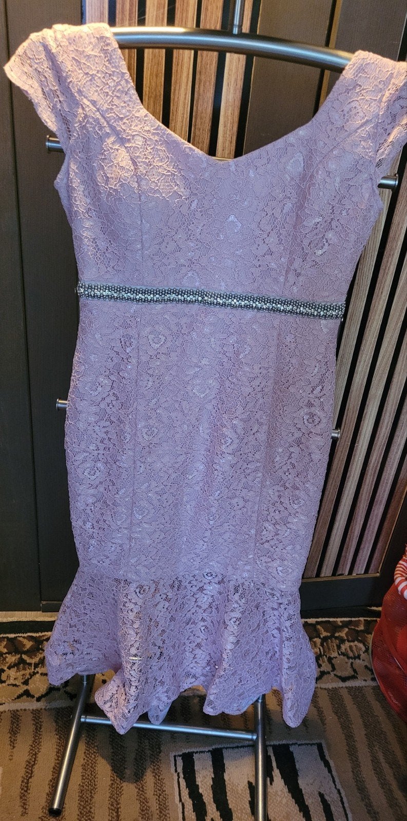 Elegante Roze Kanten Jurk met Strass Detail maat36-38, Ophalen of Verzenden, Roze, Maat 36 (S), Onder de knie