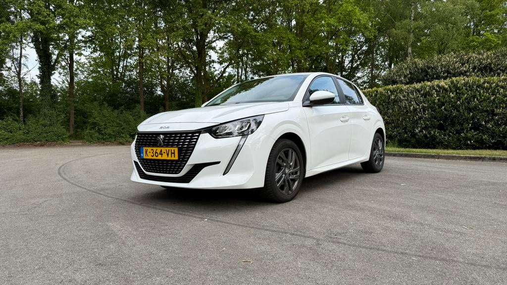 Peugeot 208 1.2 Puretech 75pk 2021 Wit, Voorwielaandrijving, Stof, 1199 cc, Wit
