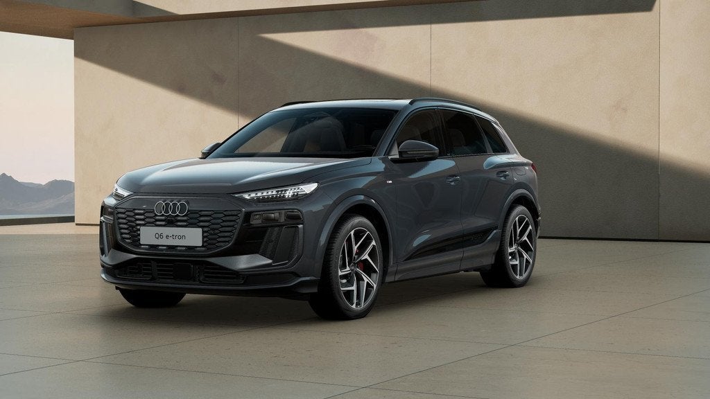 Audi Q6 e-tron S-editon 388PK quattro | Trekhaak | Panoramad, Auto's, Audi, Automaat, Parkeerassistent, Gebruikt, Origineel Nederlands
