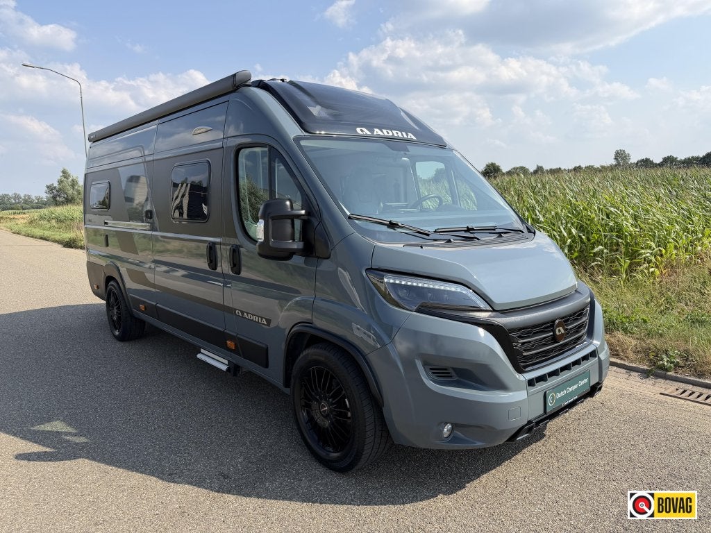 Adria Twin Supreme 640 SGX, Webasto, Heossafe, Trekhaak,, Automaat, Buscamper of Camperbus, Startonderbreker, Fiat