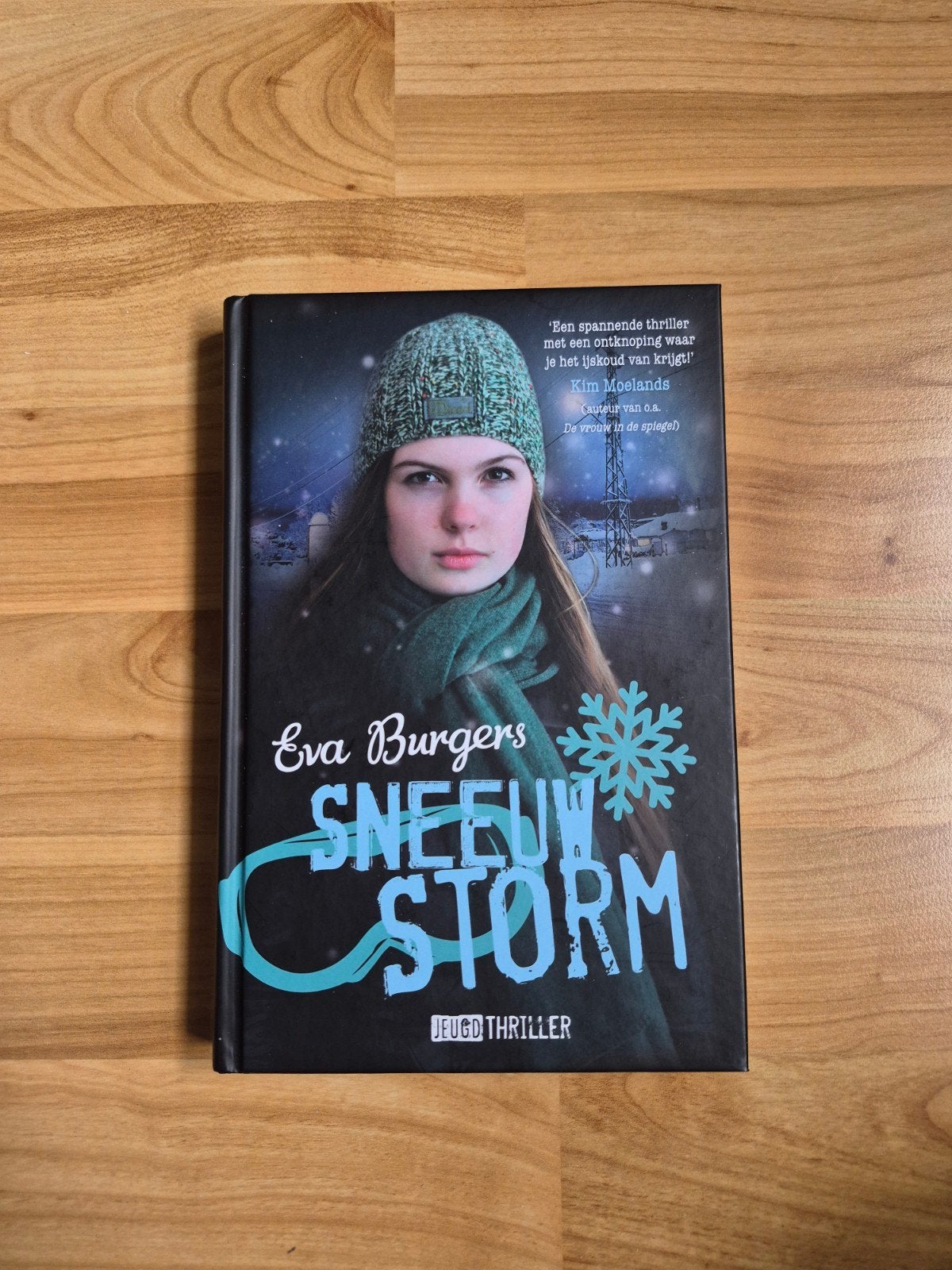 Eva Burgers - Sneeuwstorm (Jeugdthriller), Ophalen of Verzenden, Zo goed als nieuw, Eva Burgers, Fictie