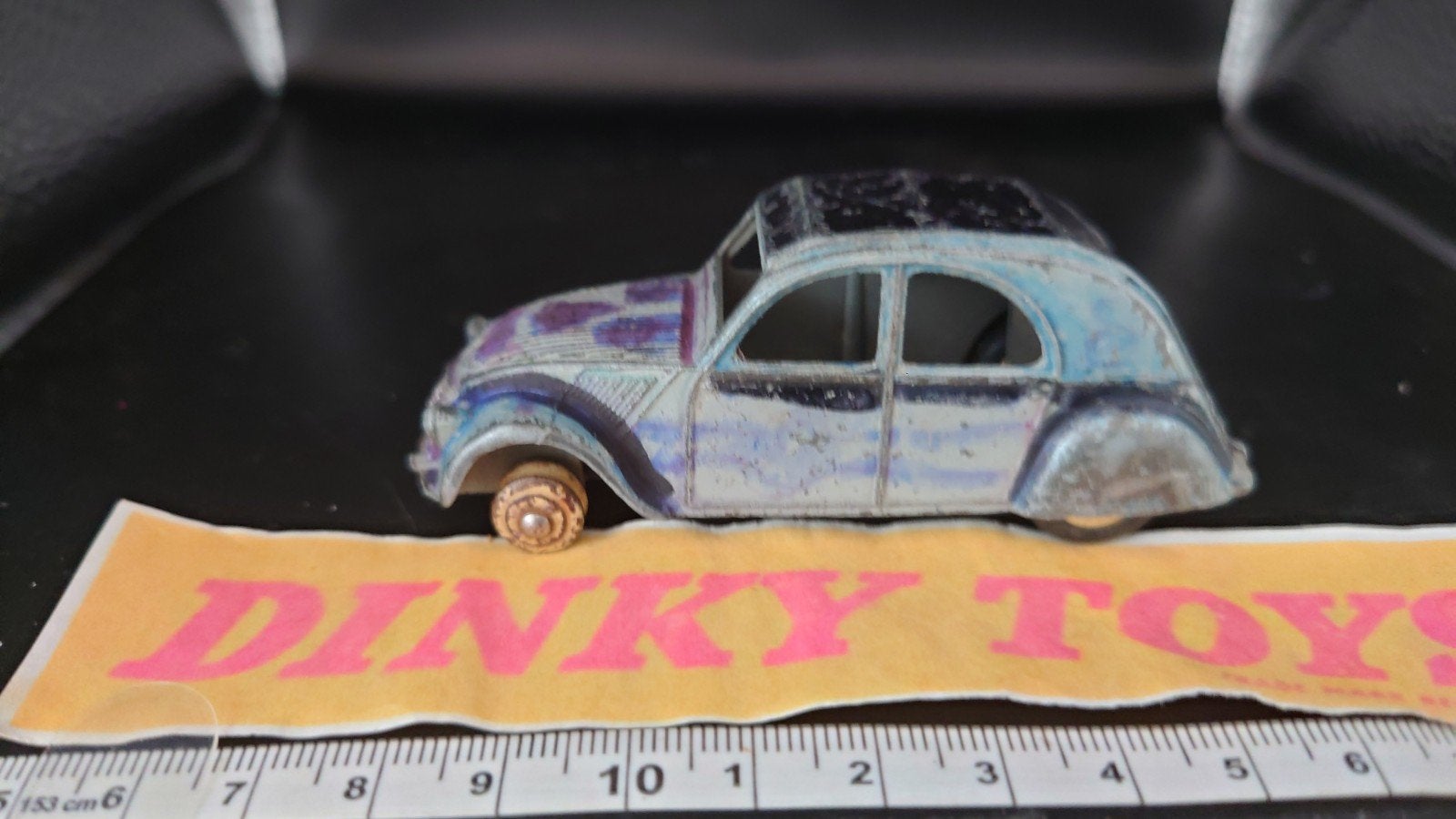 Dinky Toys France Citroën 2CV - Gebruikt, mist bandjes, Ophalen of Verzenden