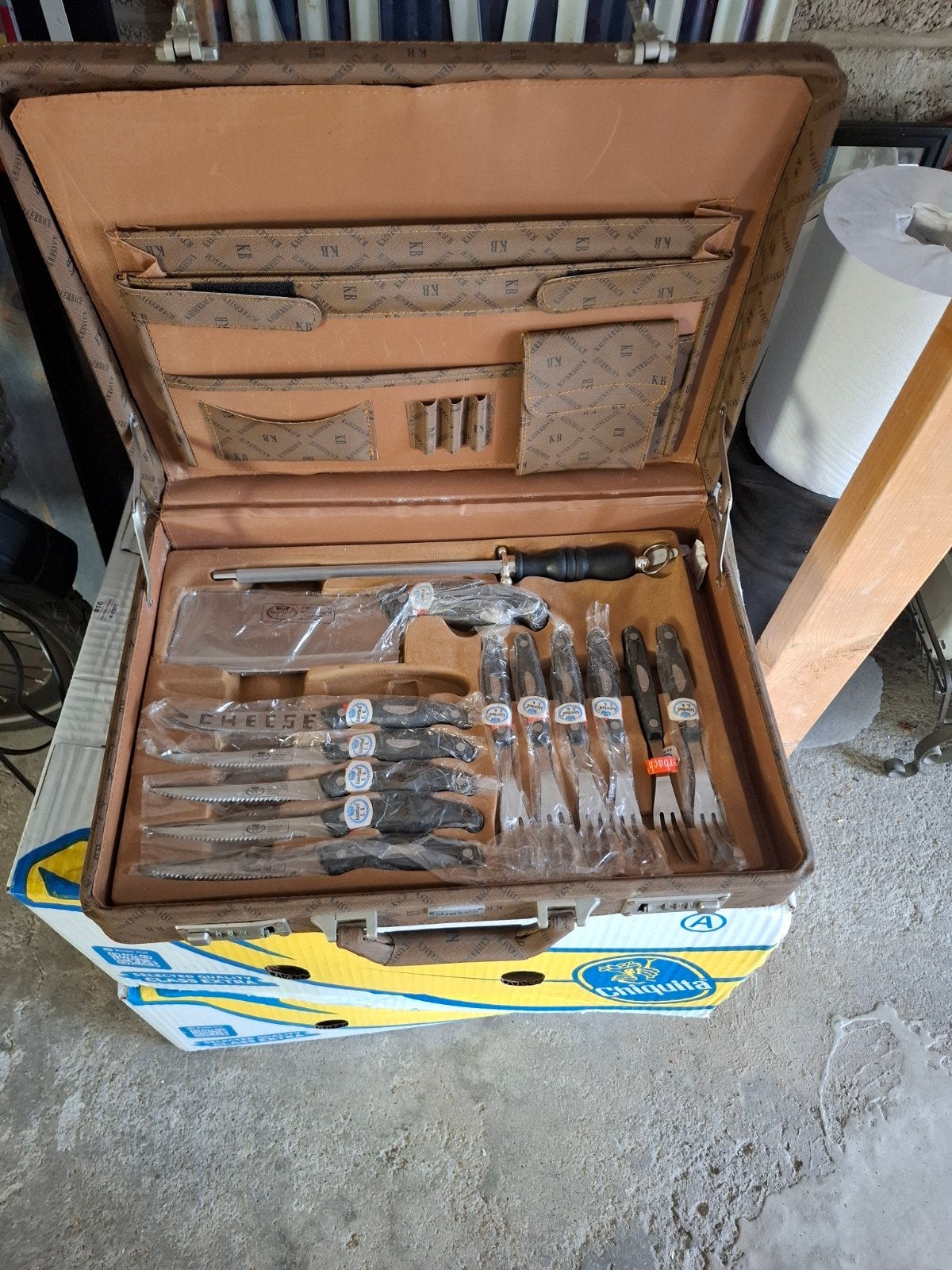 Kaiserbach Profiline Bestekset in Koffer - Nieuwstaat, Bestekset, Nieuw, Ophalen of Verzenden, Rvs of Chroom