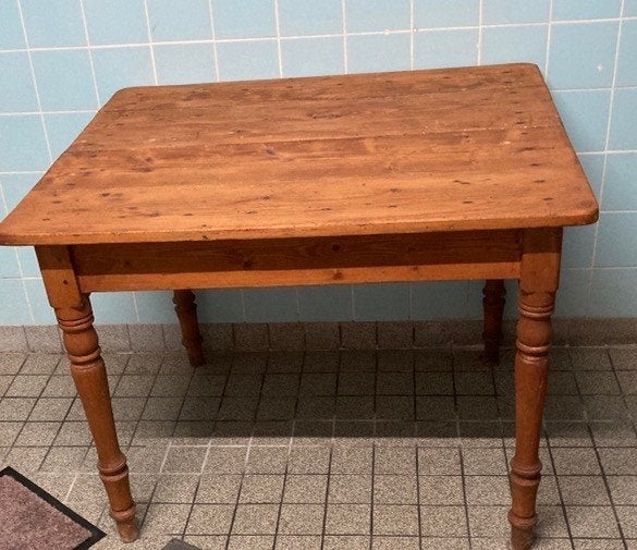 tafel       uit grootmoeder's tijd   niet te groot, Ophalen, Gebruikt, 50 tot 100 cm, Vierkant
