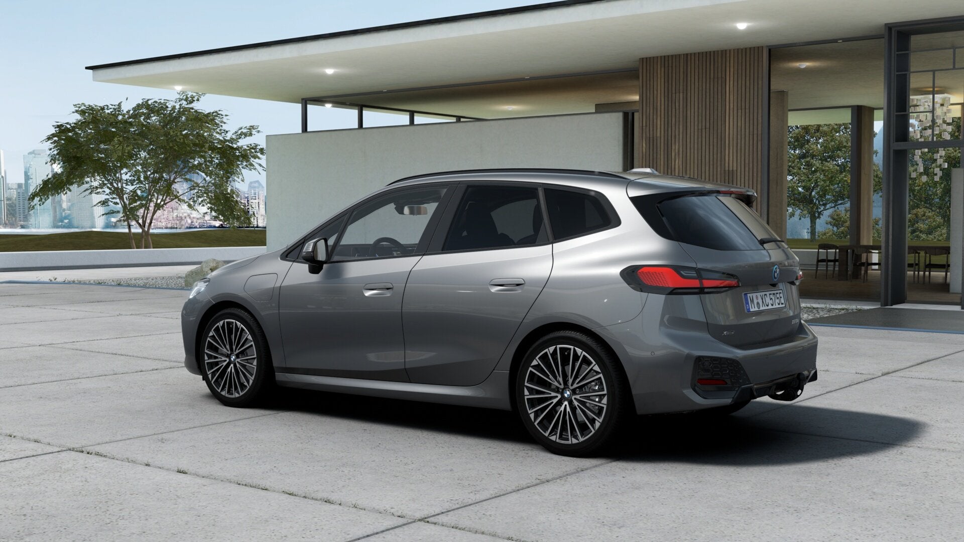 BMW 2 Serie Active Tourer 225e xDrive M Sport Automaat / Tre, Auto's, Automaat, Dealer onderhouden, 1800 kg, Zwart