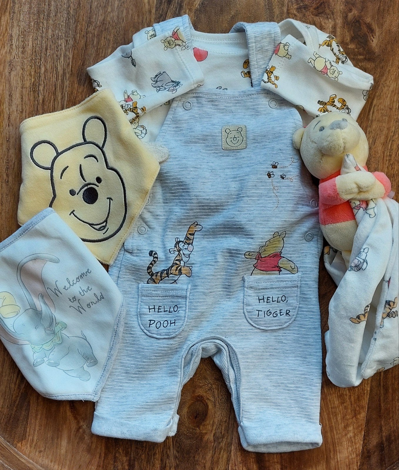 prachtig setje Disney voor reborn baby, Verzenden, Zo goed als nieuw, Kleertjes, Levensecht of Reborn