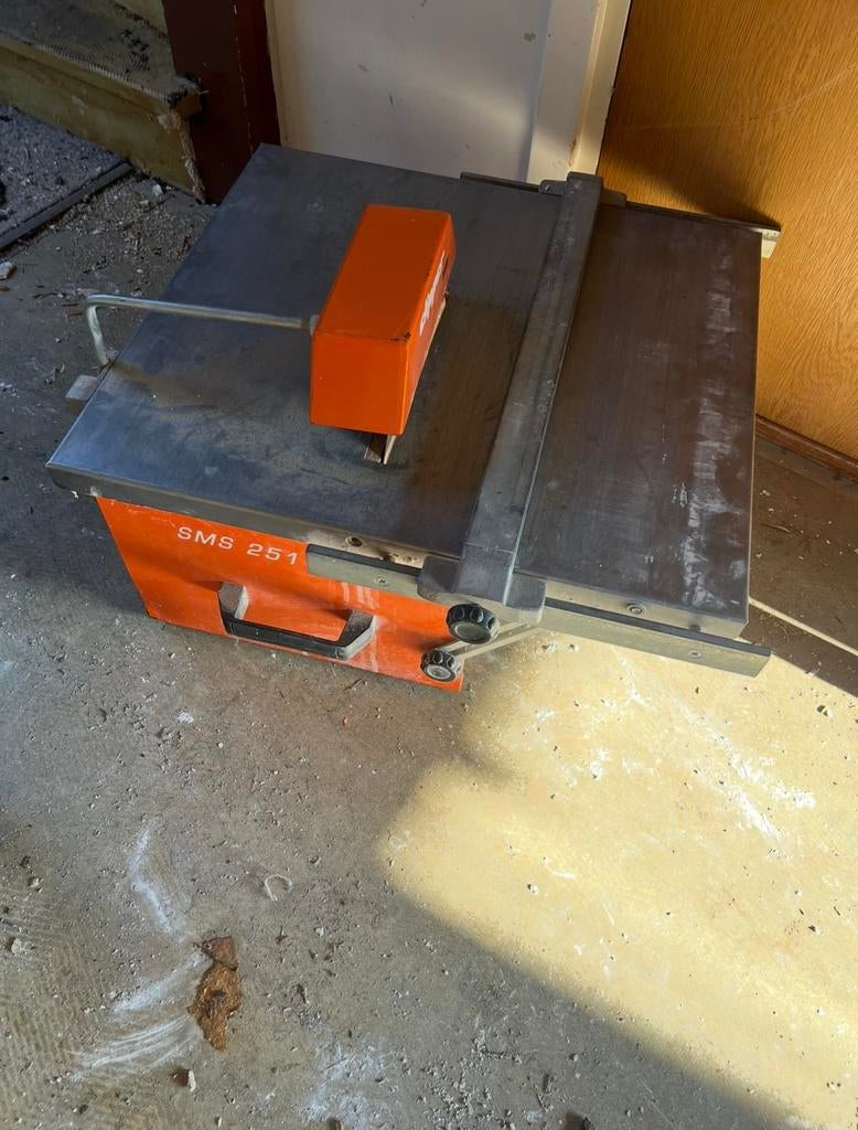 Norton clipper sms251 tegelzaag, Ophalen, Gebruikt, 1200 watt of meer