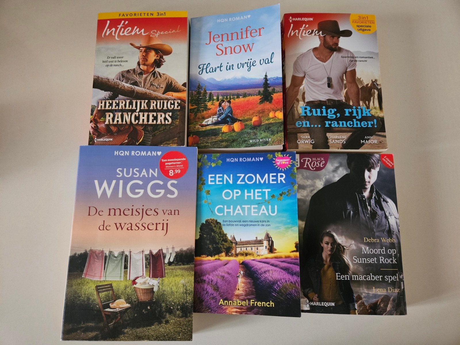 Harlequin romans Intiem & Black Rose, Boeken, Ophalen of Verzenden, Gelezen, Susan Wiggs