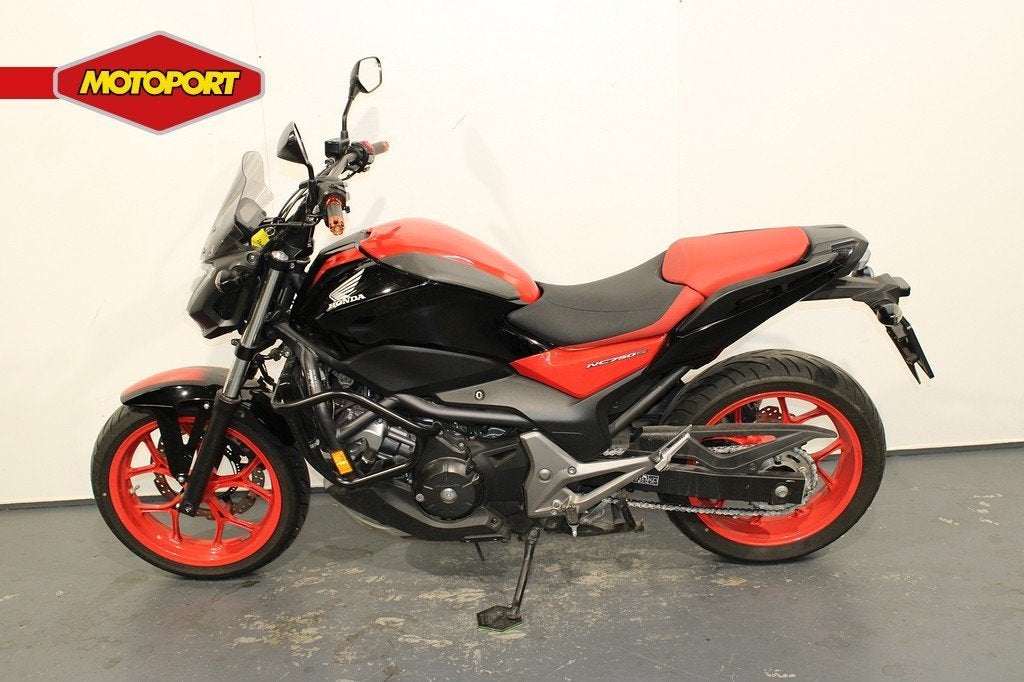 Honda NC 750 S DCT (bj 2017), Motoren, Motoren | Honda, Bedrijf, Mc.benelux@honda-eu.com, Doornveld 180
B-1731  Zellik, BE, Naked bike