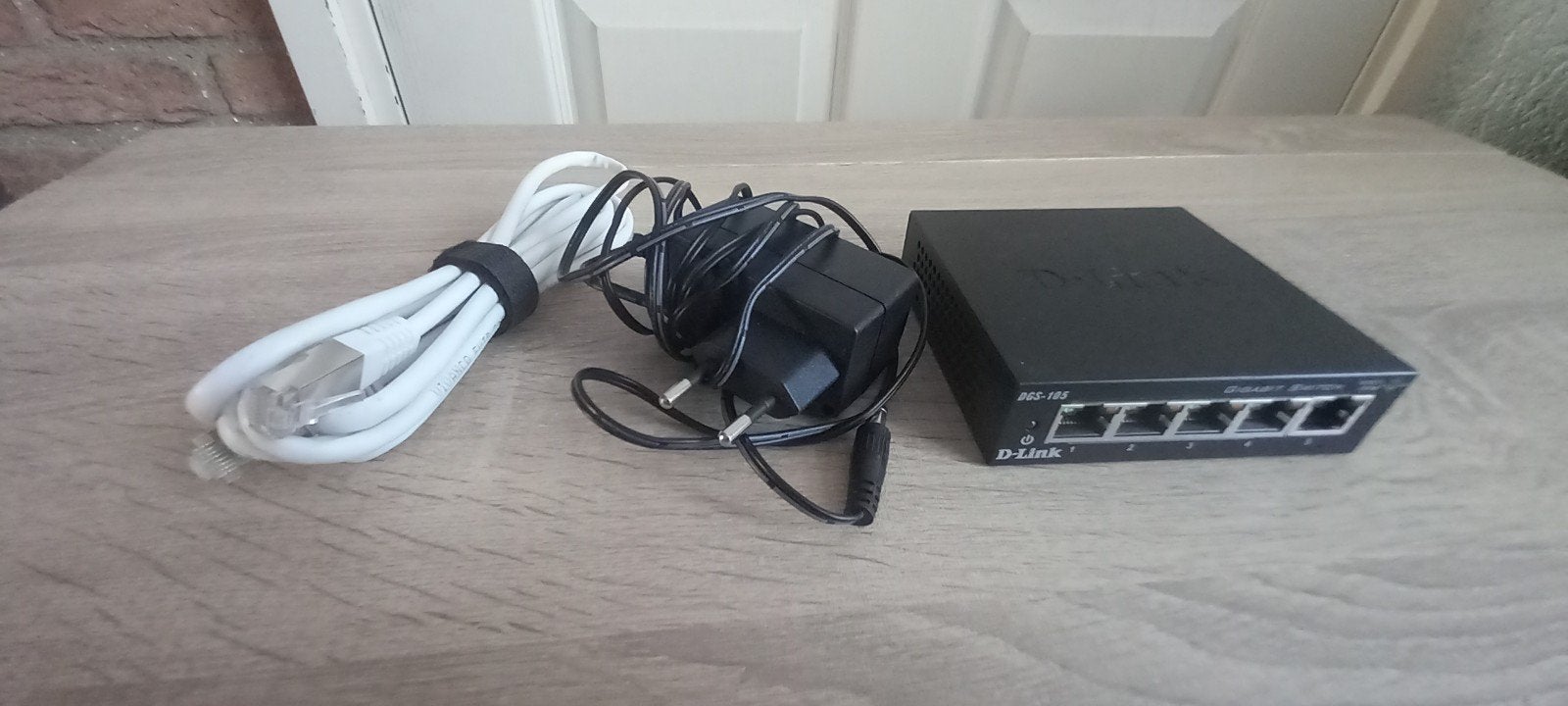 D-Link DGS-105 Gigabit Switch - 5 poorten, Ophalen of Verzenden