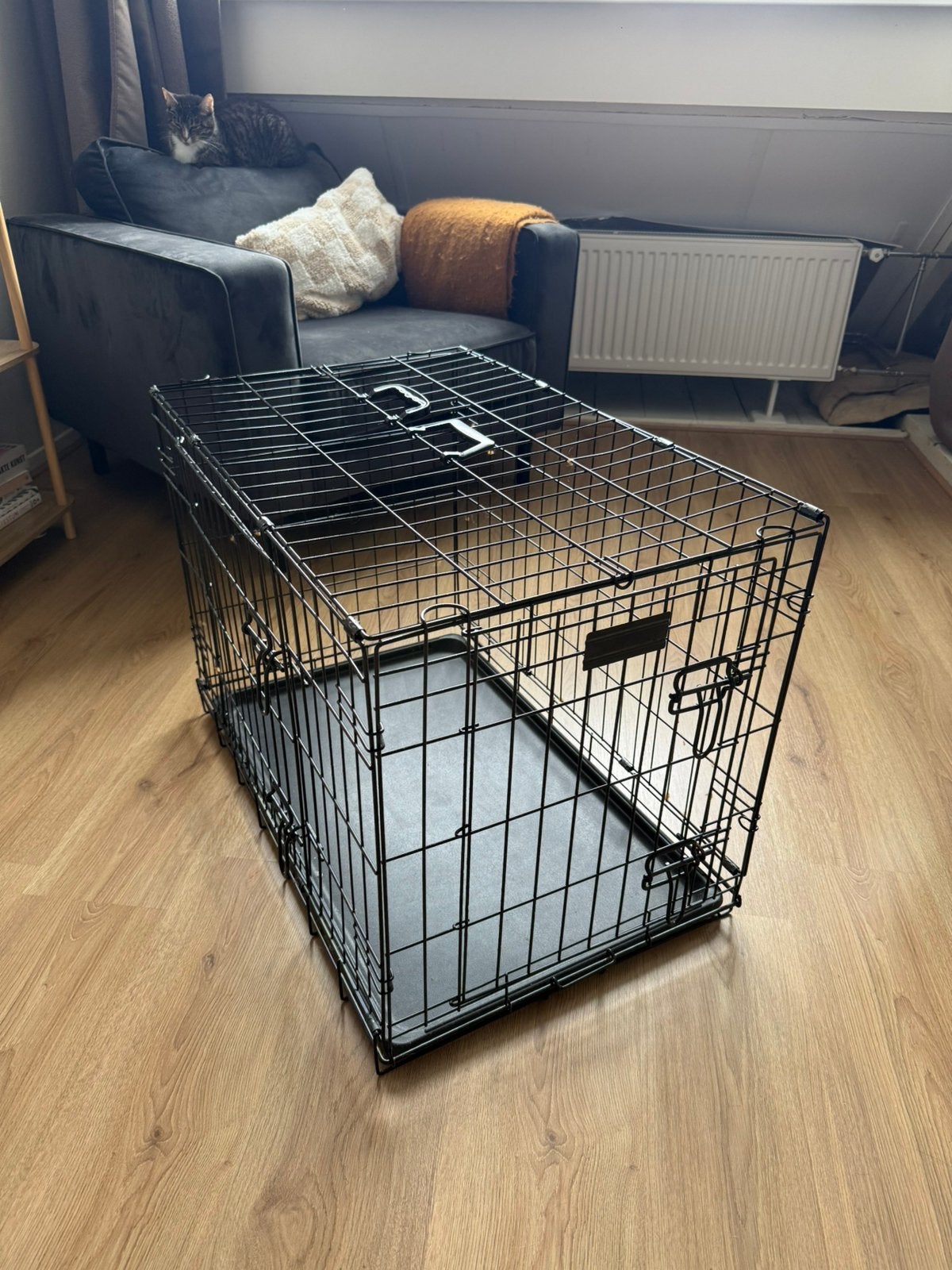 Bench middelgroot, Dieren en Toebehoren, Hondenhokken, Ophalen, Zo goed als nieuw, Minder dan 75 cm, Minder dan 65 cm