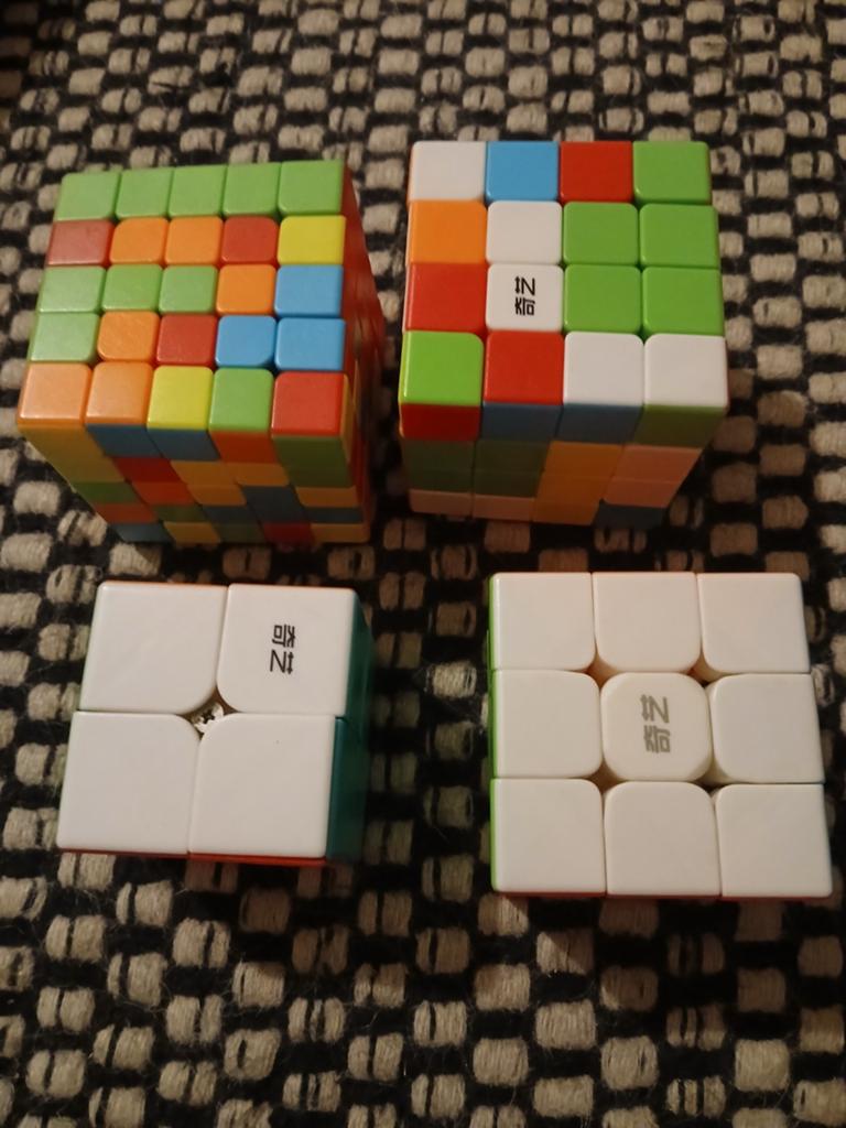 Rubiks Cube, Ophalen of Verzenden, Zo goed als nieuw, Overige merken