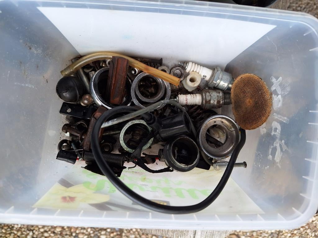 Diverse originele Solex onderdelen + 2 velgen, Fietsen en Brommers, Brommeronderdelen | Snorfietsen, Gebruikt, Overige merken