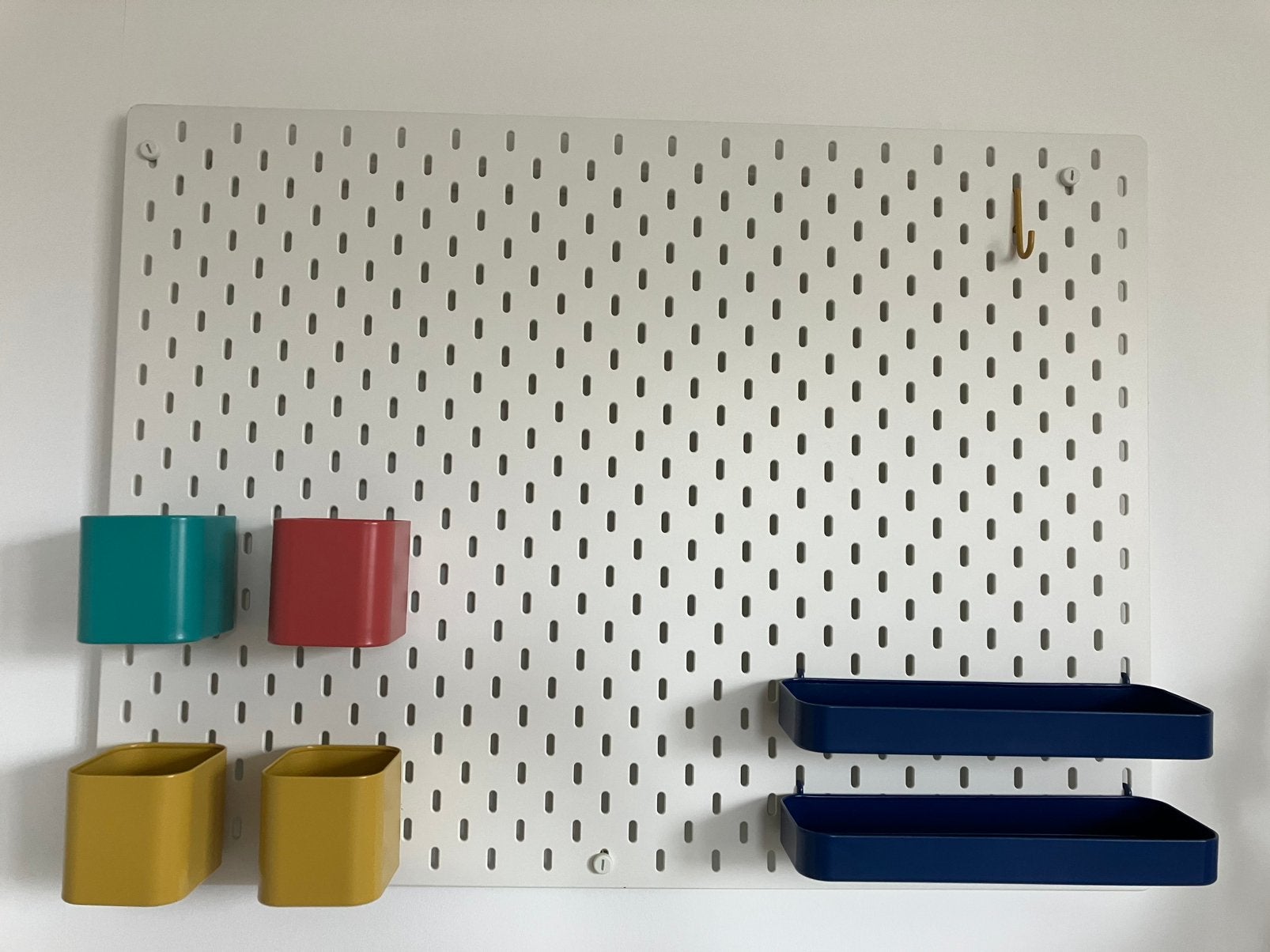 IKEA SKÅDIS pegboard met bakjes, Ophalen, Zo goed als nieuw