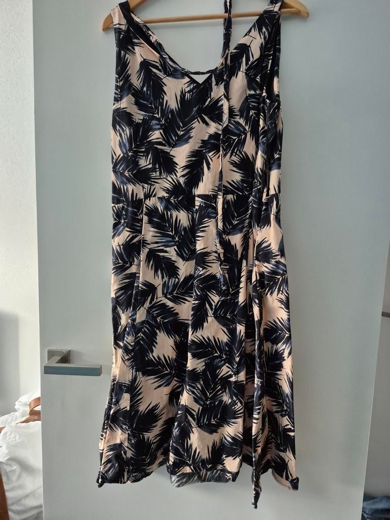 Jurk met centuur, Ophalen of Verzenden, Zo goed als nieuw, Jurk