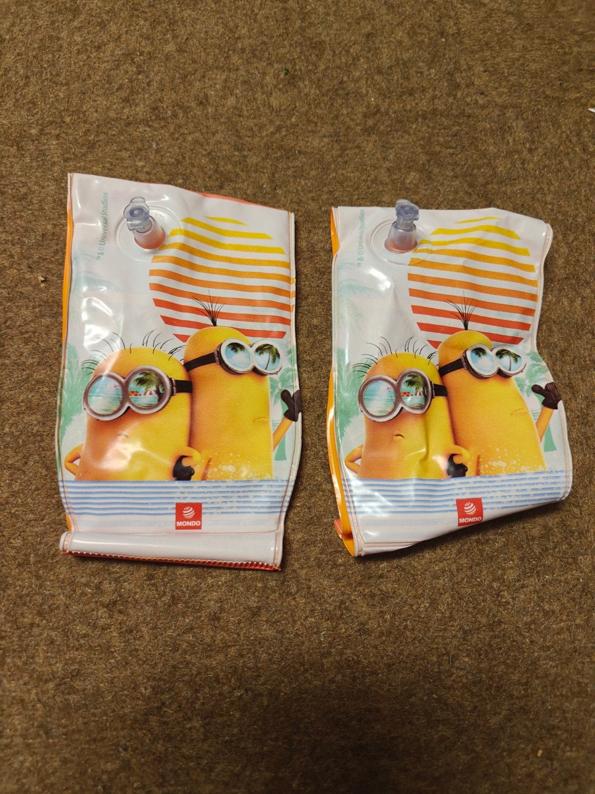 Minions zwembandjes - Zo goed als nieuw, Ophalen