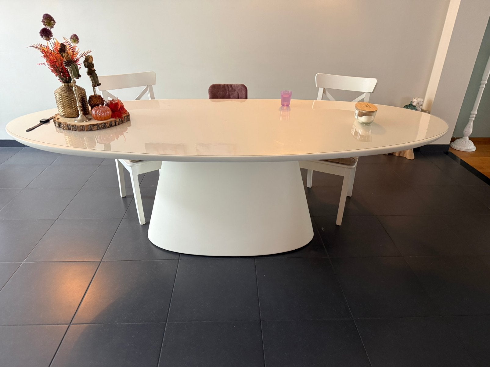 Ovale eettafel wit eco composiet, Ophalen, Overige materialen, 100 tot 150 cm, 200 cm of meer