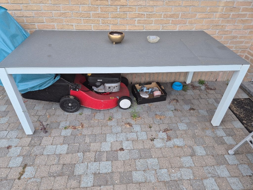 Tuintafel met 6 bijhorende stoelen, Tuin en Terras, Ophalen, 6 zitplaatsen, Aluminium, Zo goed als nieuw