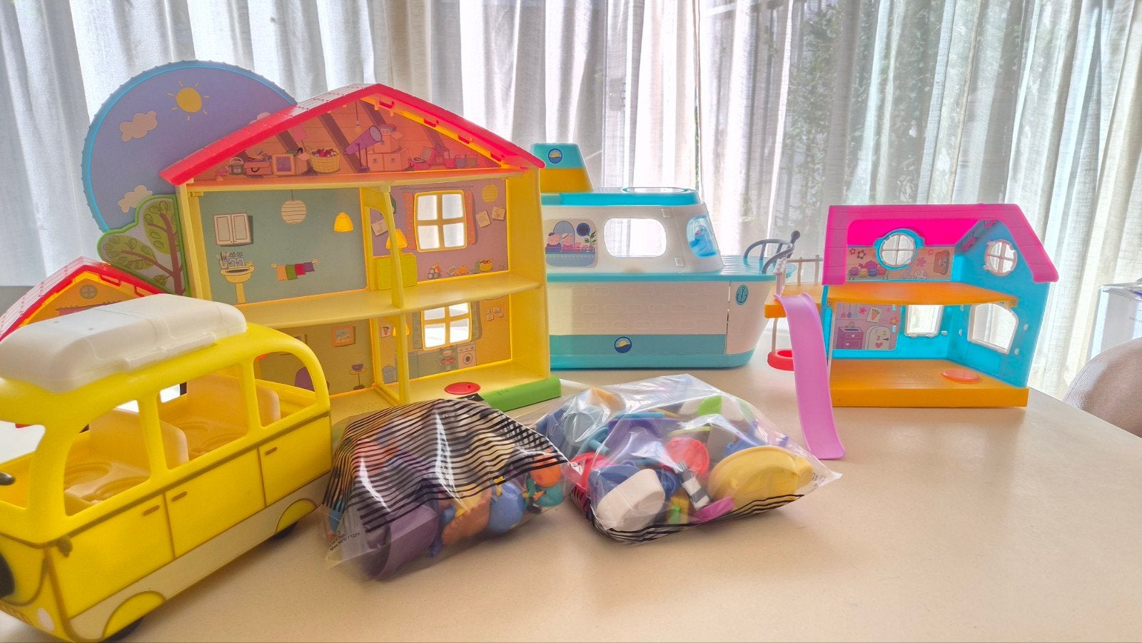Grote set Peppa Pig speelgoed: huis, boot, bus en meer!, Ophalen, Gebruikt, Jongen of Meisje