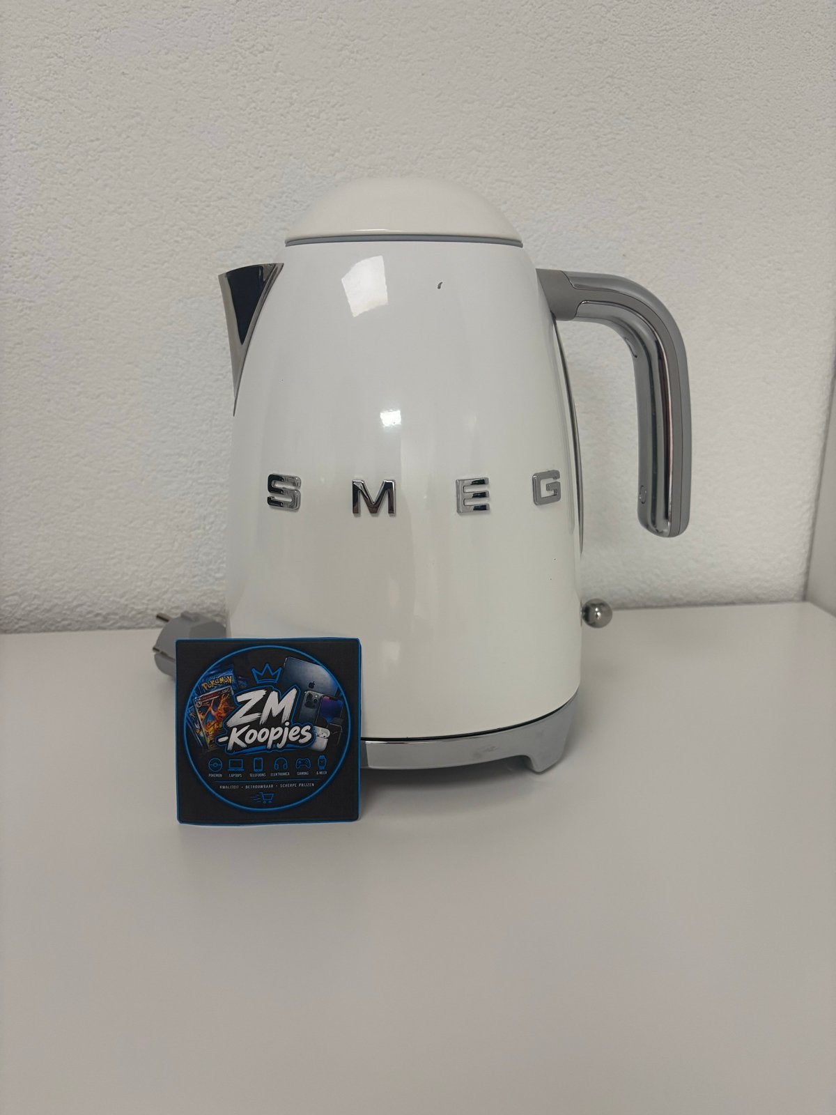 SMEG Waterkoker 1,7L (Wit), 1 tot 2 liter, Ophalen of Verzenden, Zo goed als nieuw, Rvs
