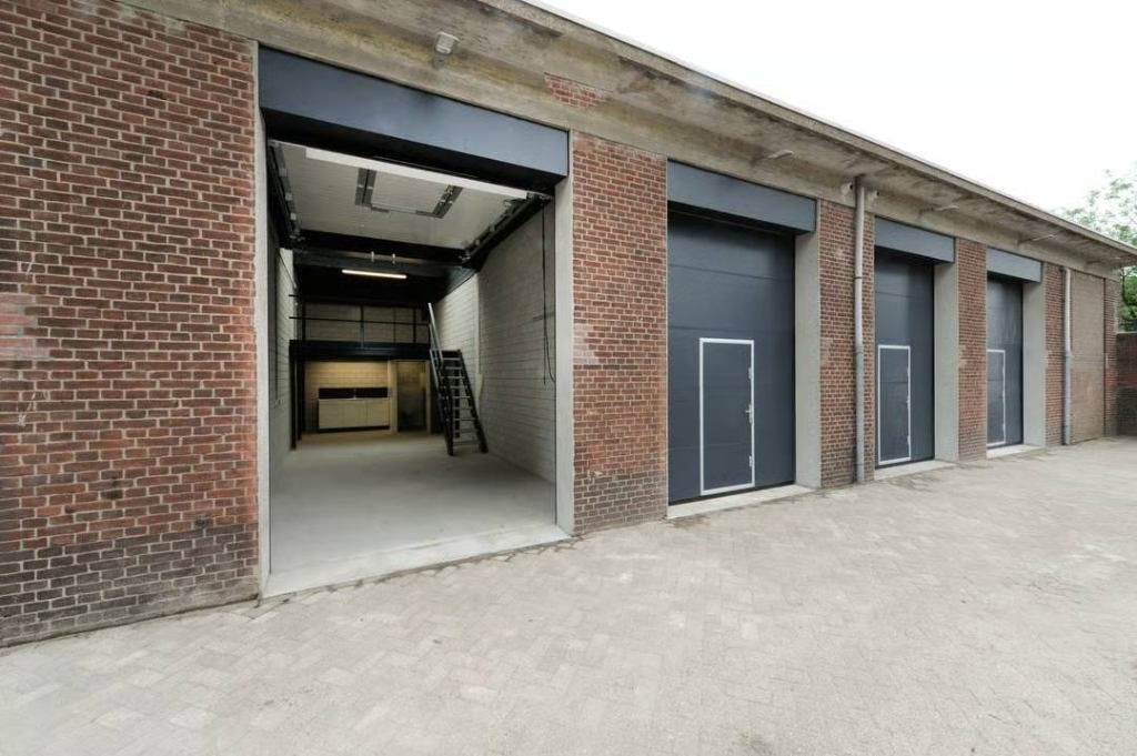 Bedrijfsunit 50 m² Den Haag – Scheepmakersstraat 105, 50 m², Huur, Bedrijfsruimte