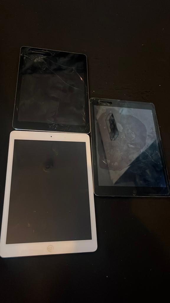 Ipad air voor onderdelen 3 x, Computers en Software, Apple iPads, 10 inch, Wit, Apple iPad Air, Ophalen of Verzenden