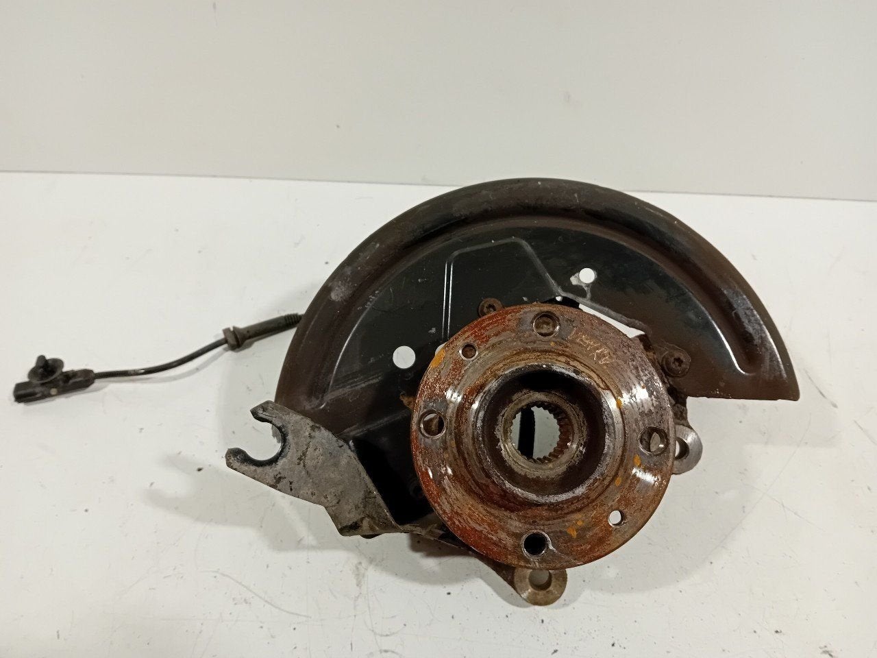 Wielnaaf rechts voor Dacia Dokker, Dacia, Onderdelen@venauto.nl, Van der Ven Autorecycling B.V., Gebruikt