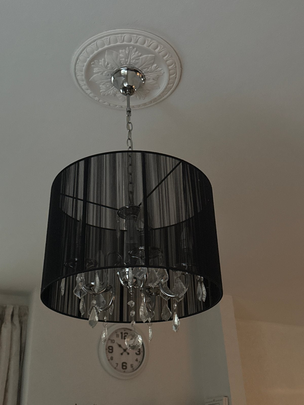 2x Elegante Zwarte Hanglamp met Kristallen en Plafondrozet, Ophalen of Verzenden, Zo goed als nieuw, Metaal, E14 (klein)