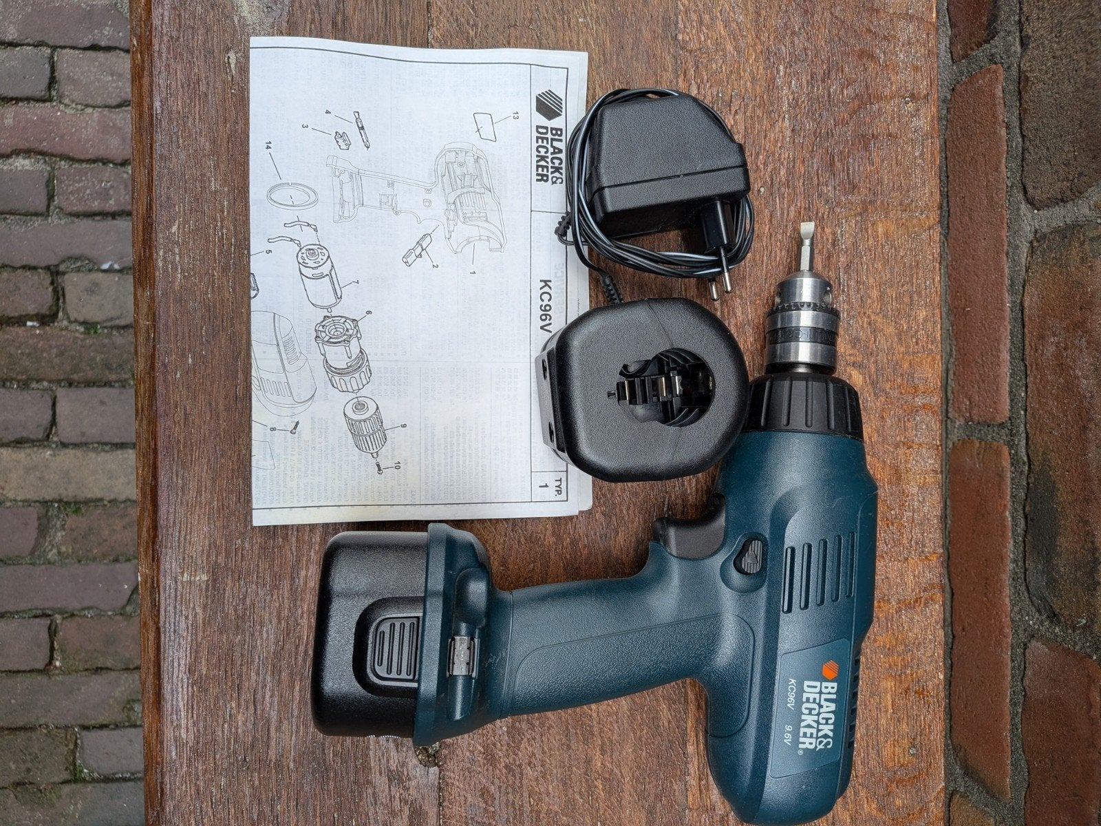 Black & Decker KC96V accuboormachine met een 9.6V motor, Ophalen, Zo goed als nieuw