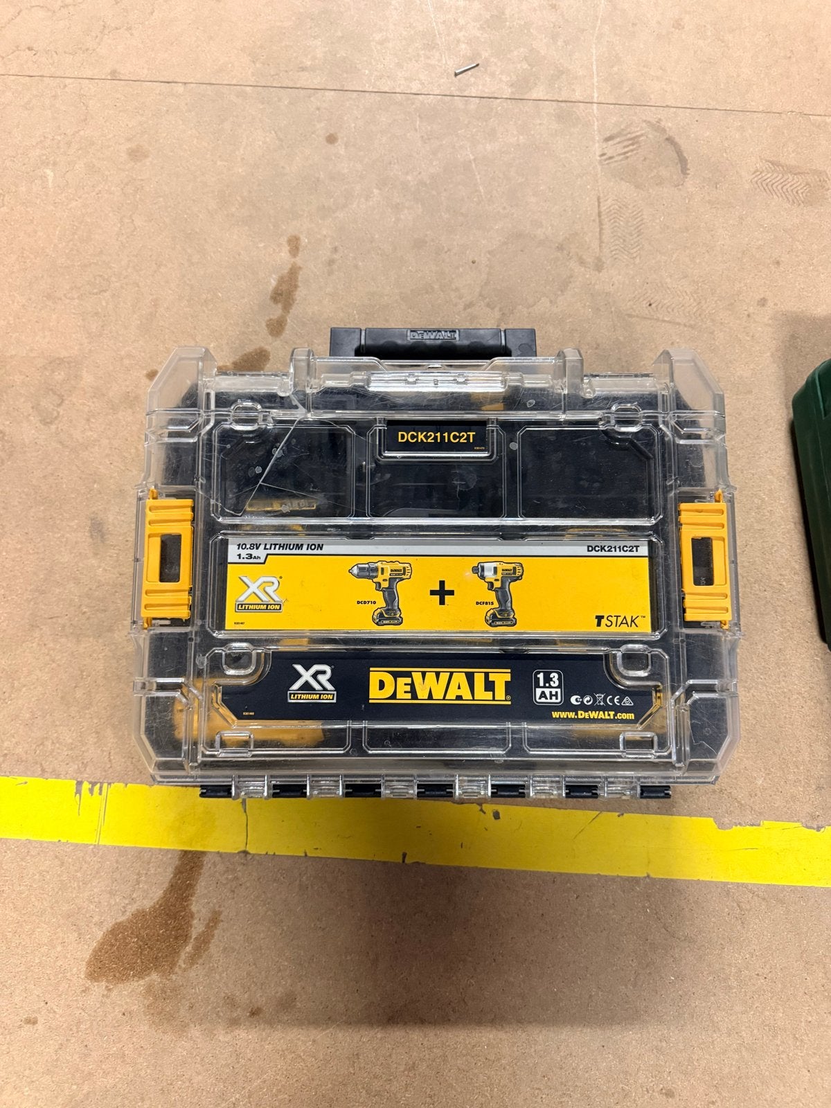 DeWalt DCK211C2T 10.8V Li-Ion Boor- en Schroefmachine Set, Gebruikt, Variabele snelheid, Ophalen of Verzenden, Boor- en Schroefmachine