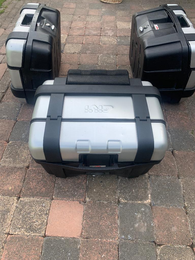 Kofferset GIVI Trekker alu/zwart, Ophalen, Gebruikt