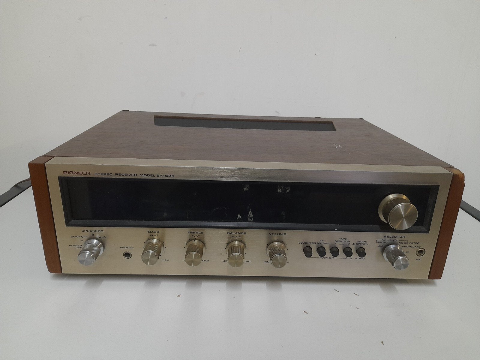 Pioneer stereo receiver model SX-525, Audio, Tv en Foto, Versterkers en Receivers, Gebruikt, Ophalen of Verzenden, 60 tot 120 watt