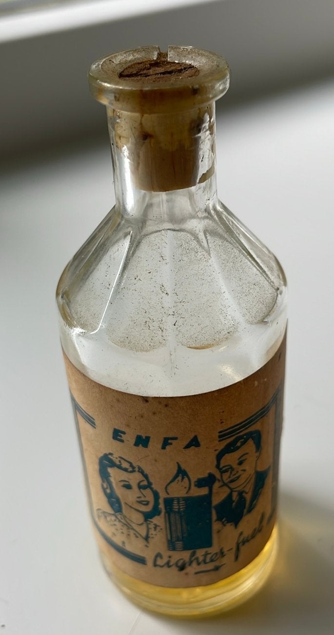 Oud flesje lighter-fuel, Ophalen of Verzenden