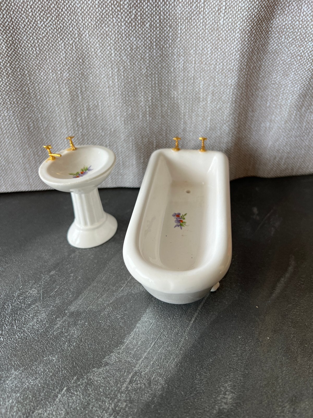 Poppenhuis badkamer set 1:12 - Bad en wastafel, Ophalen of Verzenden, Gebruikt, Poppenhuis